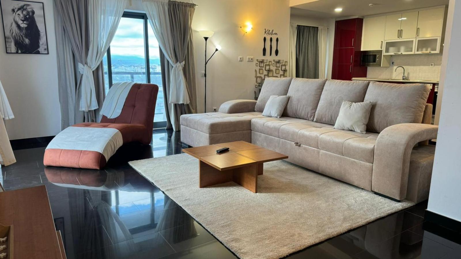 Rocha Tower - 13d Apartamento *